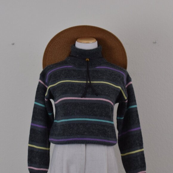 Vintage‎ 90s Gray Striped Acrylic/Nylon Turtleneck Sweater size S - Picture 9 of 10